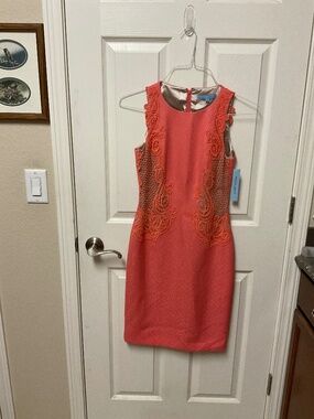 Antonio Melani size 0 sleeveless dress with lace detail. NWT. Peach color.